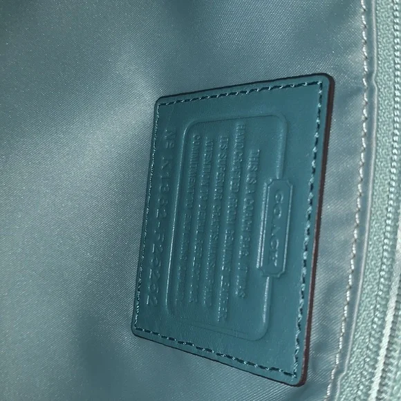 COACH turquoise blue ruffled leather luxury shoulder bag in excellent condition - Picture 7 of 9